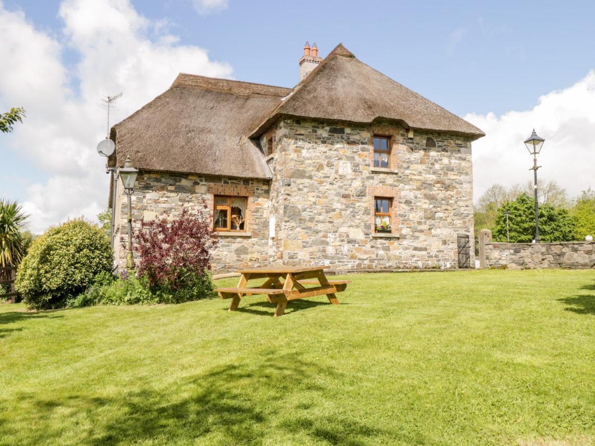 An Maide Ban Villa Cootehill Exterior foto